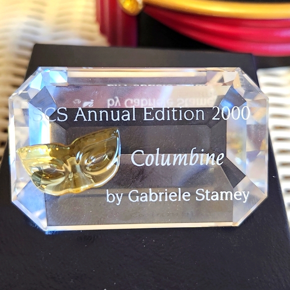Swarovski Columbine Masquerade SCS Crystal Figurine 2000 Stand & Plaque COA - Picture 4 of 4